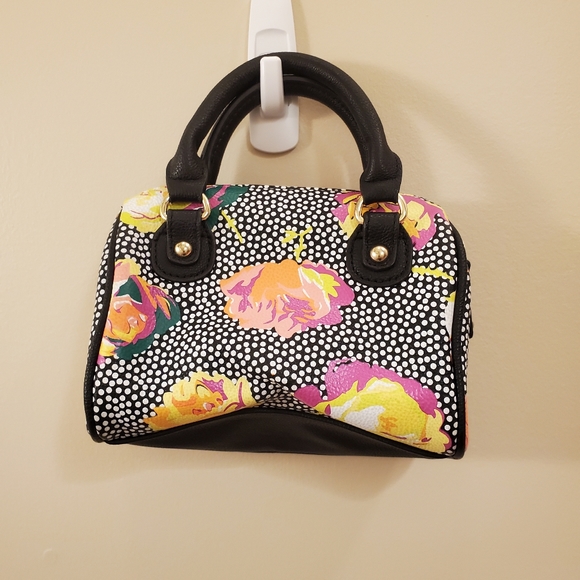 Betsey Johnson mini bag with floral prints and bow with jewelry details - Picture 5 of 9